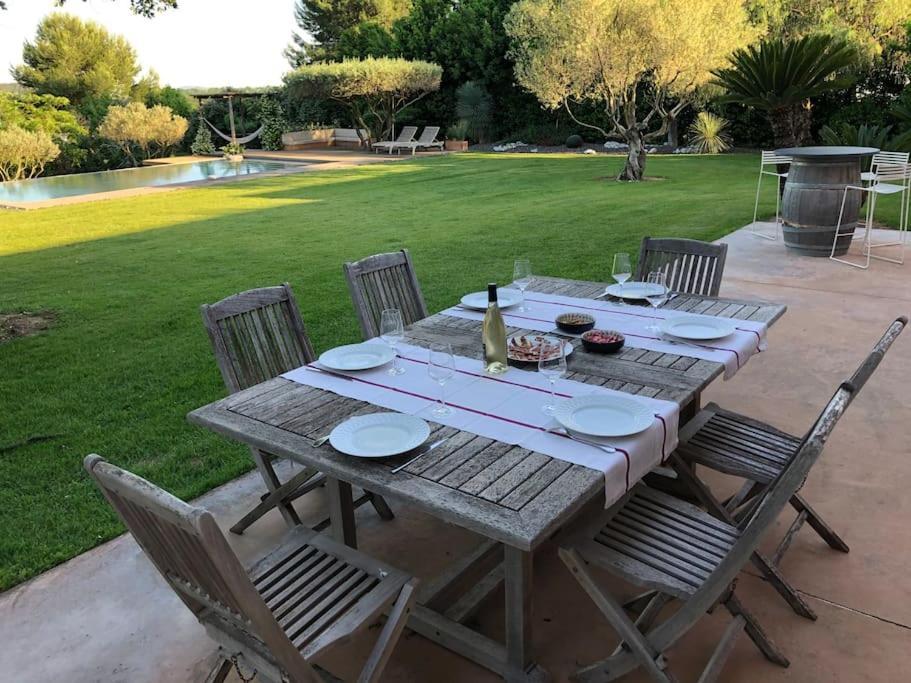 Bastide Languedocienne De Standing - Pezenas Le Clos De L'Amandier Buitenkant foto